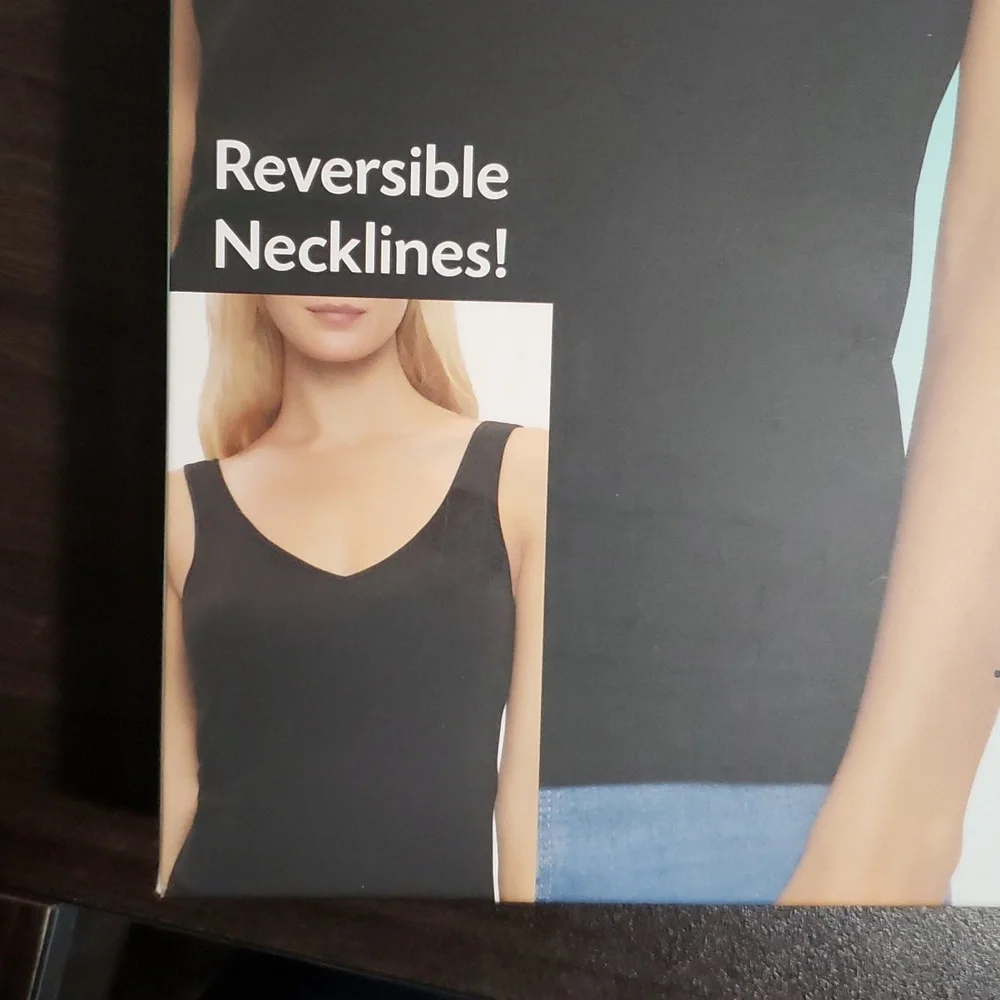 4 Pack Felina, Ladies Reversible Tank, Converts to V-Neck or Scoop Neck. - Picture 2 of 7